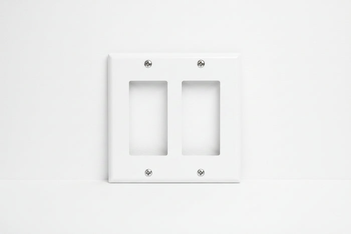 Leviton 80409-W 2-Gang Decora/GFCI Device Decora Wall Plate/Faceplate, Standard Size, Thermoset, Device Mount White